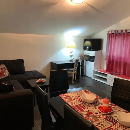 Relax Grazia Apartmán Funtana